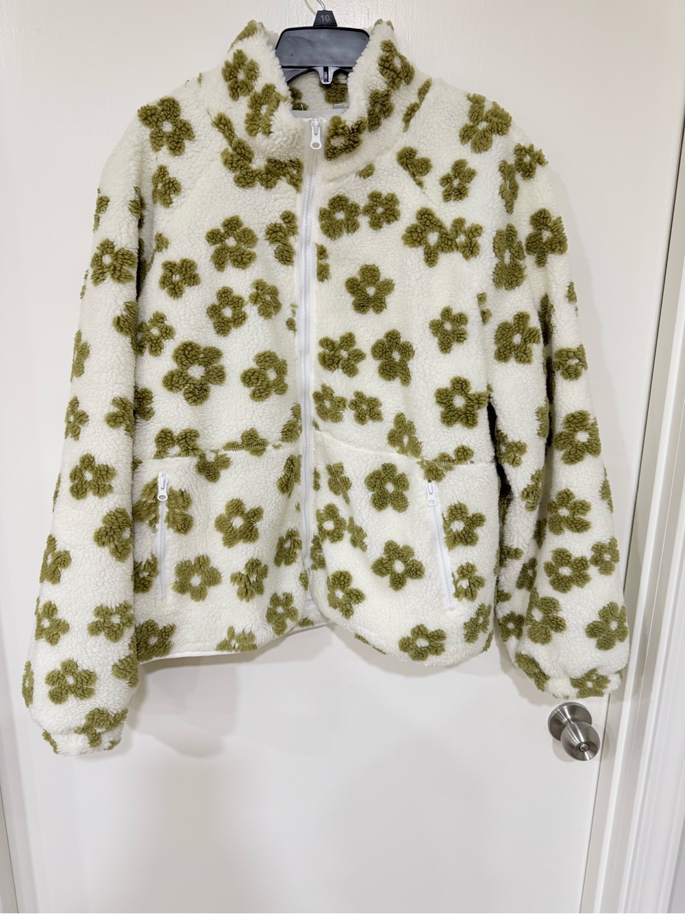 Cozy Women’s Fleece Jacket in Cream with Olive Floral Print